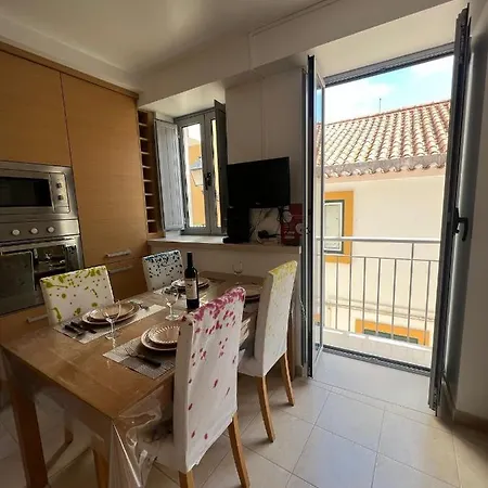 Familia Silva Apartment Nazare